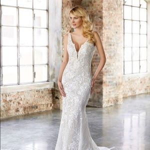 Wedding dress Sky 165 by Eddy K